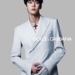 Doyoung Instagram – #DGFW23 photographed by @parkjongha.
#DolceGabbana #DGxDOYOUNG

Stylist @kimvenchy
Makeup @bit.boot_ase
Hair @bit.boot_1shee
