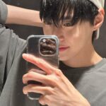 Doyoung Instagram – 🪞😉
