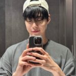 Doyoung Instagram – 🪞😉