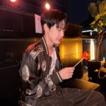 Doyoung Instagram - 옷 이쁘고 사탕 맛있었음☺️ #DGxDOYOUNG