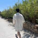 Doyoung Instagram - 🏊🏻‍♂️😎 #DGAltaSartoriaxDOYOUNG #DGxDOYOUNG Borgo Egnazia, Puglia Italy