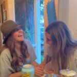 Drew Barrymore Instagram – I will forever make my friends stains my science experiment! @lonavigi
