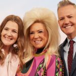 Drew Barrymore Instagram - Drew tells Long Island Medium star @theresacaputo about an encounter she had with her late father’s spirit.