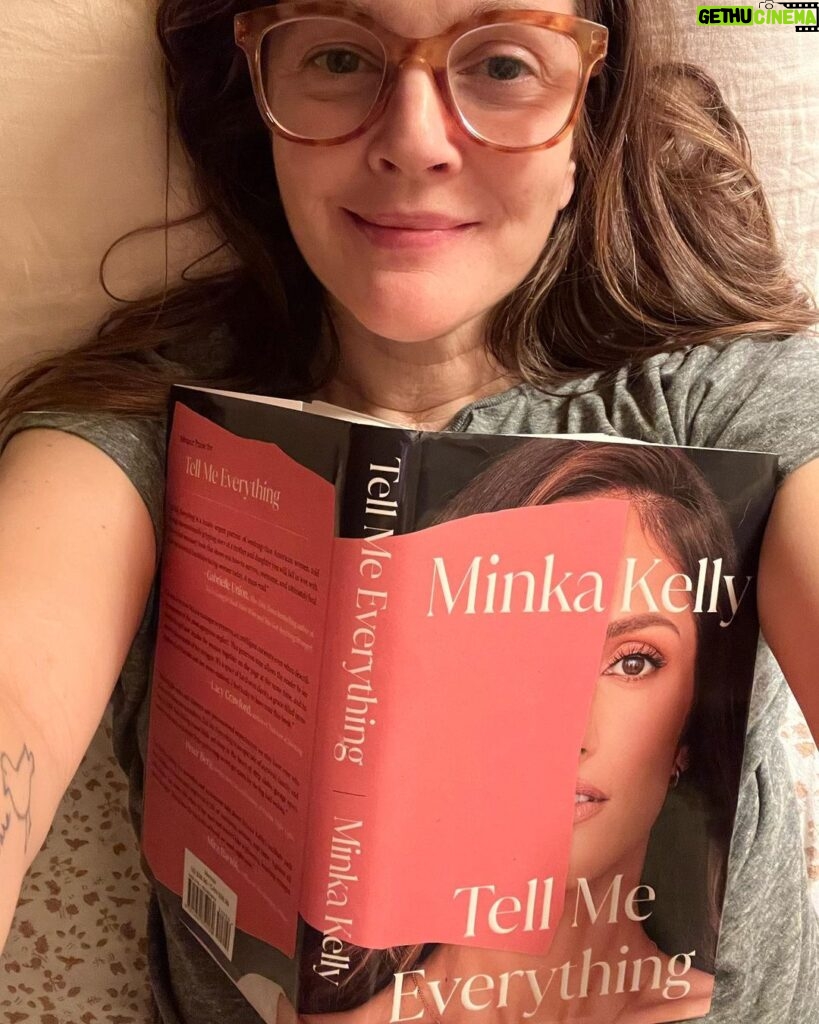 Drew Barrymore Instagram - @minkakelly I am so in awe of your incredible book!!!! It’s so powerful! I needed this book… and it just became a @nytimes BESTSELLER!!!!!! Well deserved!
