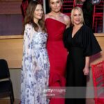 Drew Barrymore Instagram – What a beautiful night @time.
I’m so honored and I’m so grateful to be included in @time’s 100 most influential people of 2023. I’m so excited for June for when @time will be free and accessible for all! 

Gown @oscardelarenta 
Styled by @_leeharris_
Tailored by @matthewkilgore
Hair by @mrdanielhowellhair 
Makeup by @llgulino