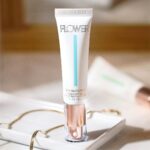Drew Barrymore Instagram - Our cucumber and aloe vera extract infused 💧 Skin Smoothie Hydro Pop Primer hydrates, preps and soothes to make your skin grin! Create the perfect base for your makeup masterpiece with the NEW #FLOWERBeauty Skin Smoothie Primers 🌸 Available now at your local @cvs_beauty and online at @ultabeauty