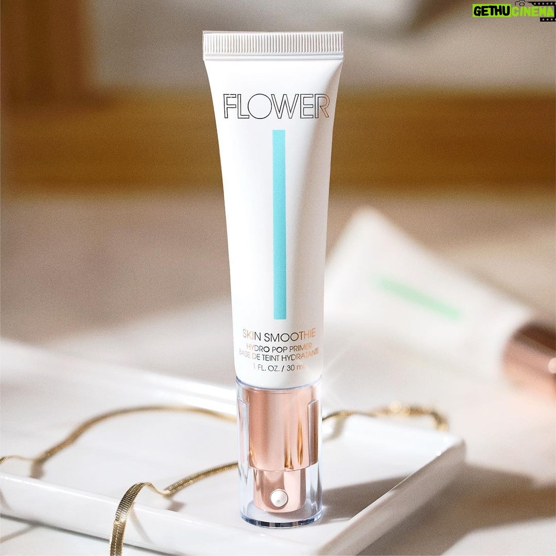 Drew Barrymore Instagram - Our cucumber and aloe vera extract infused 💧 Skin Smoothie Hydro Pop Primer hydrates, preps and soothes to make your skin grin! Create the perfect base for your makeup masterpiece with the NEW #FLOWERBeauty Skin Smoothie Primers 🌸 Available now at your local @cvs_beauty and online at @ultabeauty