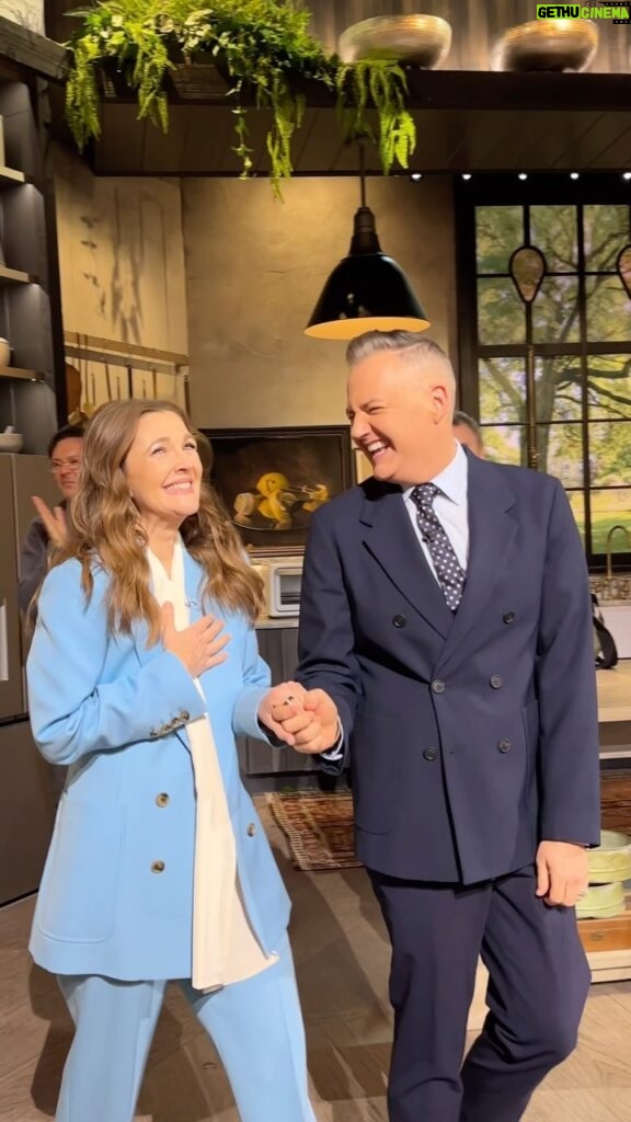 Drew Barrymore Instagram - We’ll see you in 2024, @thedrewbarrymoreshow! I can’t wait! @helloross ❤️