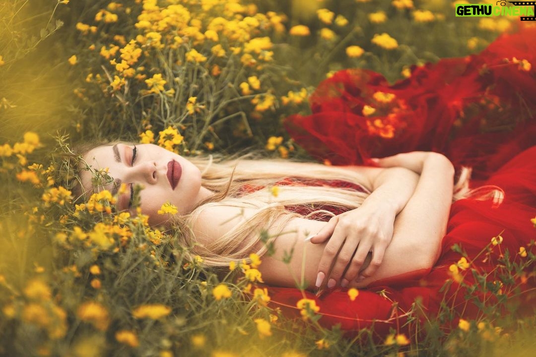 Drew Catherine Instagram - You are allowed to be both a masterpiece and a work in progress. @amandadiazphotography