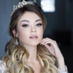 Drew Catherine Instagram - A fun bridal glamour look with @katerinarapoportinc ! She did the amazing hair & make up, as well as the photos! Super talented woman! Should I do more looks like this ? Do you prefer my natural / no make up looks? Nails by @ann_hardrocknails Hair by @bellamihair #bridal#glam
