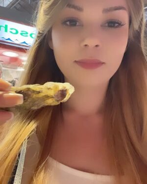 Drew Catherine Instagram - Spend a beautiful day in Barcelona with me … ♥️🦪 

Barcelona is a dream! The food, the weather, the people ! I absolutely fell in love. I feel like I could spend weeks exploring Barcelona and not get enough of it. 
One of my favourite places in Europe, so far! I can’t wait to return.

#barcelona#findom#europe#findomgoddess#travel#food#blonde#spain#findoms