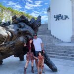 Dulce María Instagram - Un fin de semana increíble en uno de los lugares más hermosos de Mexico #sanmigueldeallende y en el hotel más exclusivo 😍 disfrutamos muchísimo #liveaquasanmiguel❤️ @liveaquasanmiguel las instalaciones están impecables , los espacios que puedes disfrutar en pareja con amigos o con niños 🥰 se come delicioso , hay 3 restaurantes , el spa fue mi refugio favorito para descansar 😱😊 hay ludoteca y alberca para niños también , hay bar , hay una tienda con cosas típicas de san Miguel , siempre hay bebidas para consentirte en el lobby el servicio excelente ah y algo que me encantó ! te dan a escoger desde que llegas un aroma para tu cuarto 🥰 en fin ! Si se quieren dar una escapada de la ciudad esta es de las mejores !! Les dejo en mis historia aún regalito del día del amor y la amistad por si se animan ❤️❤️❤️❤️