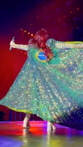 Dulce María Instagram - Muito obrigada Brasil !! Eu Ti amo!!🇧🇷❤️❤️❤️