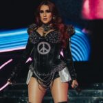 Dulce María Instagram - 🥹🥹🥹🙏🏻🙏🏻🙏🏻🇲🇽🇲🇽🇲🇽❤️❤️❤️❤️ Gracias gracias Gracias !!! ! No hay palabras para describir el amor y la gratitud de sentirse querido en tu propia Tierra y con nuestra gente !! Nos debíamos tanto !! Gracias por este regalo a nuestro corazón nos vemos en la noche Mexico !!!!🇲🇽🇲🇽🇲🇽❤️ 📸 @frescolns