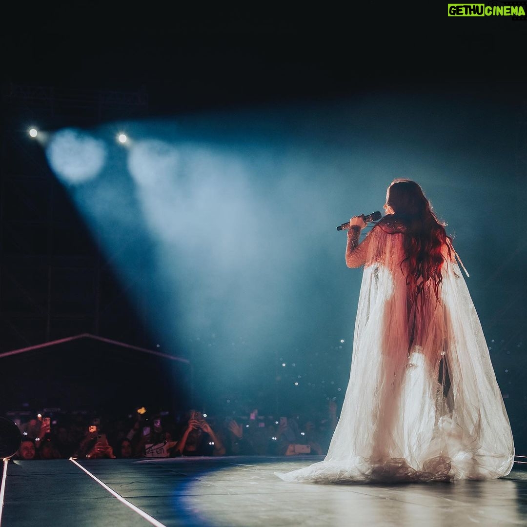 Dulce María Instagram - Guadalajara!!!! ❤️❤️❤️❤️me llevo esa noche en el corazón para siempre!!! Los amamos 🙌🏼🙏🏻❤️🔥#soyrebeldetour