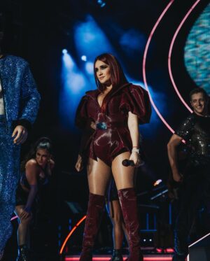 Dulce María Instagram - Obrigada Brasil !! Por todo su amor , por todo el amor que nos dan y personalmente por todo el apoyo y amor que me han dado durante todos estos años !! Todo lo que he vivido en su país y con ustedes ha marcado gran parte de lo que soy 🥹❤️🙌🏼 gracias por su música , su comida , su cultura , su calidez , su intensidad , su entrega . Dios los bendiga ! Hasta siempre 🇧🇷🇧🇷🇧🇷❤️🙌🏼🙏🏻 los amo mucho