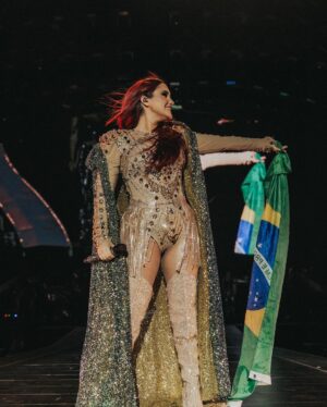 Dulce María Instagram - São Paulo 🥹🇧🇷❤️‍🔥❤️‍🔥❤️‍🔥 que hermoso reencontrarnos !!! 🙌🏼🇧🇷❤️ 📸 @frescolns