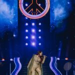 Dulce María Instagram - Rio!! Sigo sin acreditar todas las emociones que vivimos ayer !! Obrigada por tanto y tanto amor ! Vamos por nuestra segunda noche!!🇧🇷❤️❤️‍🔥
