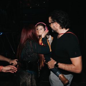 Dulce María Instagram - Hoy hace 4 años me casé con el hombre más increíble , un hombre fuerte , pero lleno de empatía , amor , paciencia ,comprensión , un padre amoroso ,protector , divertido . Le doy gracias a Dios por tú vida y por habernos encontrado en el momento exacto para caminar y crear una vida juntos ,una familia hermosa y cumplir tantos sueños juntos , veo a María Paula y veo nuestro amor transcendido ❤️🥹😍 gracias por amarme tal cual soy ,en las buenas y en las malas . Feliz aniversario mi amor @pacoalvarezv que dios nos de salud y muchos años para poder seguir compartiendo juntos la vida❤️ te amo para siempre!!! ❤️❤️❤️❤️