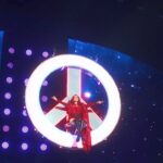 Dulce María Instagram - RBD seguirá existiendo aunque se termine… porque ustedes se han encargado de darle vida , de mantenernos en su pensamiento , en su vida y en su corazón. Si supieran todo lo qué hay detrás y todo lo que hemos hecho para estar juntos por estos meses dando todo , sacrificando muchas cosas , atravesando miedos , dinámicas familiares , levantándote cuando sientes que ya no puedes más , todo se ha pausado por un momento para darnos esa despedida que se quedó pendiente hace muchos años y regresarles un poco de todo el amor ustedes siempre dan❤️ tengo demasiadas emociones y sentimientos encontrados , aún no tengo las palabras ni asimilo que mañana llega a su final #soyRebeldetour Gracias infinitas , gracias por no parar de soñar , gracias por ser un motor gigante para que atravesara tantos miedos y su amor me hizo seguro cada día que sentí que ya no podía más 🙏🏻🙌🏼 nos vemos mañana para despedirnos y celebrar la vida y que coincidimos y formamos una generación Rebelde intensa , diferente y única . Me llegan miles de momentos y no me paran las lagrimas ojalá sepan que siempre estaré cerca de ustedes aunque no esté y que RBD seguirá existiendo aunque termine ❤️🥹🙌🏼 🎥 @israelgdv @jerrybudar