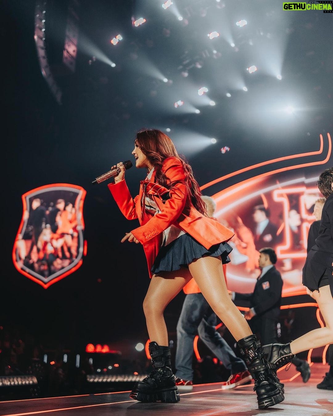 Dulce María Instagram - Denver una explosión de emociones y de energía ❤️🔥❤️🔥❤️🔥📸 @frescolns