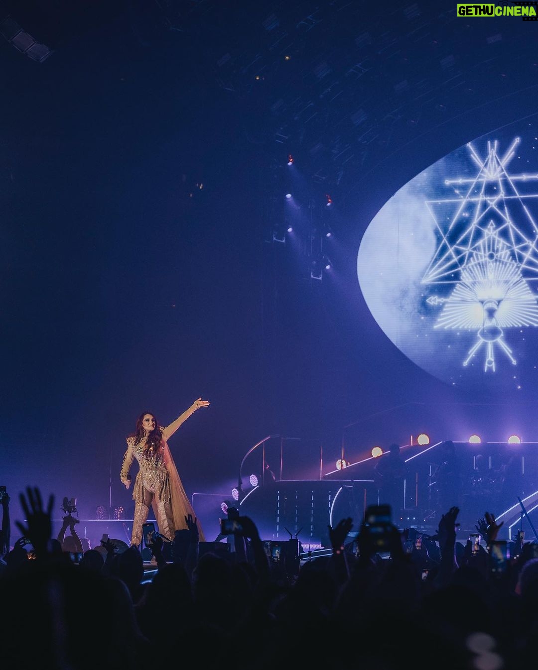 Dulce María Instagram - Denver una explosión de emociones y de energía ❤️🔥❤️🔥❤️🔥📸 @frescolns