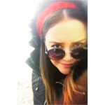 Duygu Karaca Instagram - Birinde az muhabbet kiminde naz... Sende ne var bende biraz...
