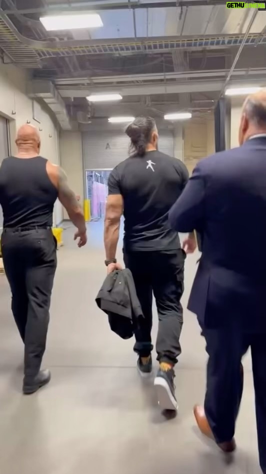 Dwayne Johnson Instagram - Hear the rumble Hear the rumble Run for dem life, when we step into the jungle You fucked around and found out quick, didn’t you boy? You, your little friends and all your crybabies have no idea what’s coming. The world’s on notice. ~ People’s Champ + Tribal Chief #KillersInTheJungle #Bloodline #WrestleMania @wwe @tkogrp @romanreigns