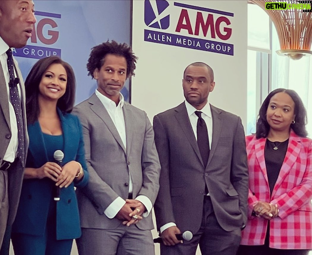 Eboni K. Williams Instagram - Vibes… #UpFronts #StayTuned #BlackOwned #BetOnBlack @allenmgroup @realbyronallen @thegrio @justicecentraltv The Avra Group