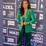 Eboni K. Williams Instagram - WWHL 💚🖤 #BetOnBlack Suit: @aliceandolivia New York, New York