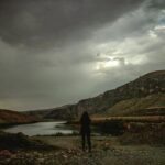 Ebru Ceylan Instagram - Yer yüzeyleri ve gün ışıkları 🌒🙏 📷 @nuri_bilge_ceylan