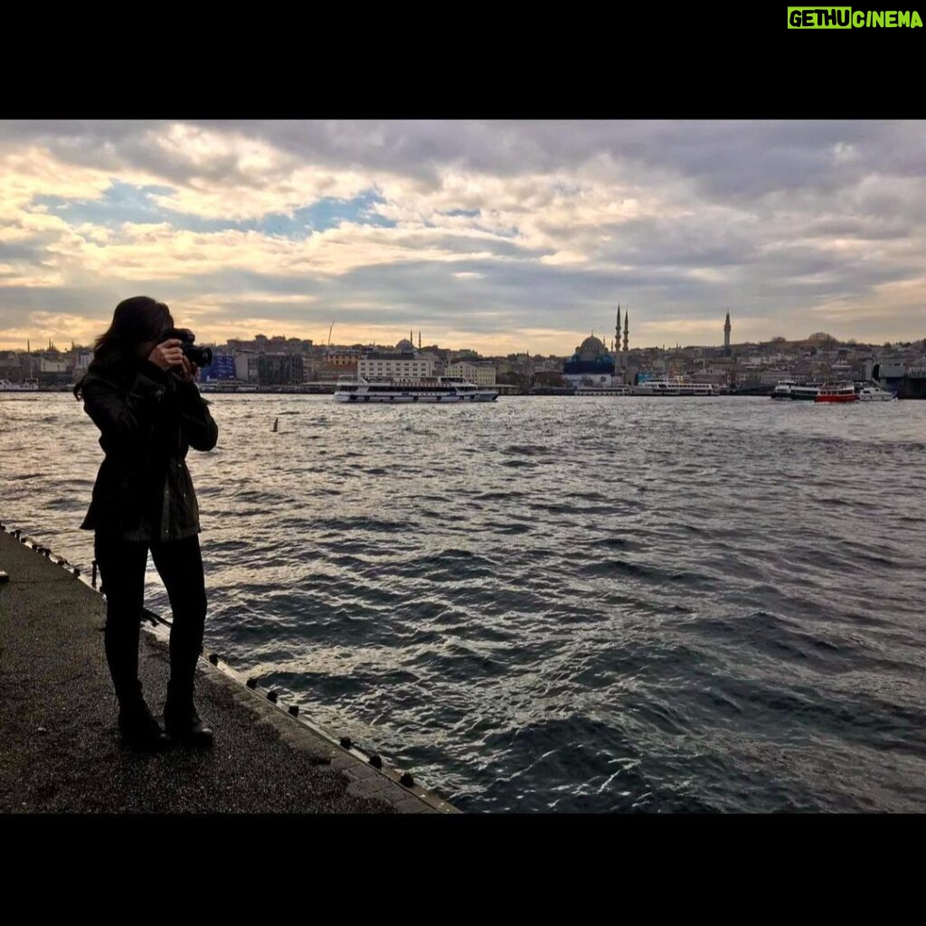Ebru Ceylan Instagram - İstanbul 〰️〰️〰️ Music: @fazilsay Ses, Op.40b