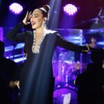 Ebru Gündeş Instagram - Beraber şarkı söyleyince 4 gün su gibi akıp geçti 🙏🏻 Geriye güzel anlar ve fotoğraflar kaldı 😍🧿