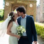 Ece Yüksel Instagram - 03.08.2022 ❤️ Biz evlendik 🎈 We got married Seneye düğünümüzde tüm sevdiklerimizle bu günü kutlayacağız. Photo by @richy_monkey