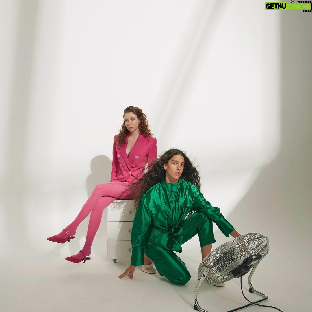 Ece Yüksel Instagram - L’Officiel Eylül sayısında Teşekkürler Röportaj @baglankeskin Fotoğraf @firatmeric Moda editörü @cerencetinoglu Saç @enginckmk Makyaj @burkhu