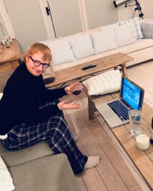 Ed Sheeran Instagram - Throwback dumps today. Here are the explanations for all 

1. Elton with my cats, occasionally he handles pussy

2. Me as a storm trooper in Rise of Skywalker, we shot for 12 hours then got told the scene wasn’t being used, so I’m actually in it as an alien, see if you can spot me

3. @damienhirst colouring in my cast when I broke both my arms, coz why not

4. @fredagainagainagainagainagain playing me and my mates what he was working on for no.6 collabs project

5. Me on my 29th birthday

6. My first splash painting, didn’t know what I was doing but enjoyed it

7. Original design of the mathematics tour before we put the stage into production 

8. Me FaceTiming Fred to either talk about a mix or show him my sexy body, who knows

9. Me, Johnny and Fred shortly after finishing Bad Habits 

10. Me getting dolled up by Lib for the bad habits video

Might do a plus throwback next week, or multiply, lemme know which one you’d want my loves. Have a nice Monday bye