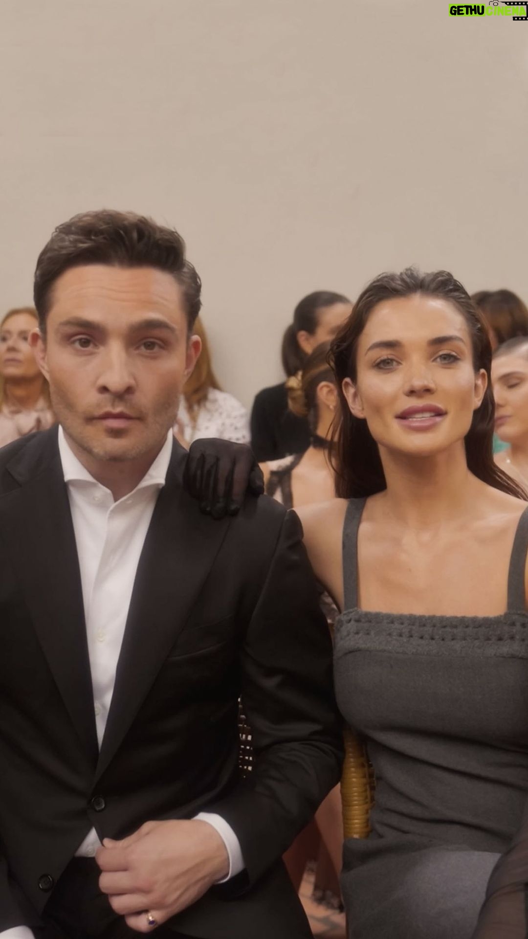 Ed Westwick Instagram - Abbiamo incontrato @edwestwick e @iamamyjackson a Milano, e ci siamo preparati insieme a loro in vista dello show di @albertaferretti durante la #MilanoFashionWeek. Scopri tutti i dettagli del look che ha scelto Amy, quello che ci hanno raccontato e molto di più, nell’episodio completo di #GettingReadyWith al link in bio. #MFW Credits Director: @benjaminwhitley Editor: @directordarnell Camera Operator: @desi_restuccia B Cam: @amerestucc Sound: @matteofusi_sfx Producer: @sofiasetti_ MUA: @roberta_anzaldi_makeup_ Hair: @faick_hair Location: @melia_milano