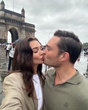 Ed Westwick Instagram - Gateway 2 India
