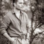 Ed Westwick Instagram - African summer..breakfast in the bush, creatures of the gods…we joined Dr Andre and his team who put in a massive amount of energy, commitment and resources towards protecting the Rhinos from poachers. I have spent time with these innocent, beautiful beings before and will do what I can to help this mission. @qwabiprivategamereserve is an amazing place. If you want to do safari which is a mesmerizing, educational experience I can’t recommend it enough. @tandaafrika and thank you @marlondutoit for the photos of me ;) South Africa