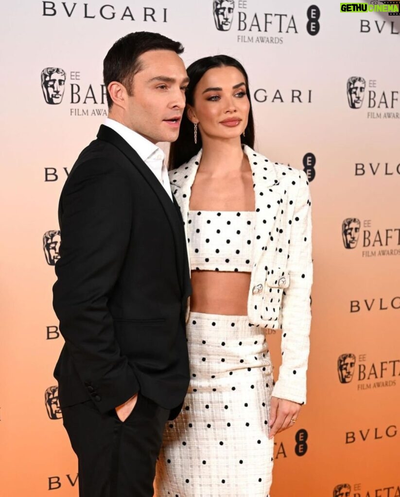Ed Westwick Instagram - @bafta weekend photo roundup. @moalturki @iamamyjackson there’s no better company ! Congratulations to all the nominees and winners! It’s been such an amazing year for films! I still have so many to see though! Xx Royal Festival Hall