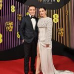 Ed Westwick Instagram - @bafta weekend photo roundup. @moalturki @iamamyjackson there’s no better company ! Congratulations to all the nominees and winners! It’s been such an amazing year for films! I still have so many to see though! Xx Royal Festival Hall