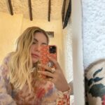 Eda Ece Instagram – ✨🌙🥛💁🏼‍♀️
