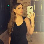 Eda Ece Instagram – Yazın zayıftım😂🖤