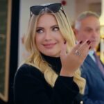 Eda Ece Instagram - 5.sezonumuzda bizi 1. yapan izleyicilerimize çok teşekkür ederiz sizi seviyoruz! 😍 Bu sevda bitmez!!!! 🍎♥️👑 Biz bir aileyiz:) @yasakelmafox @medyapimresmi @foxturkiye ❤️ #1 🎉 #YasakElma