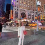 Eda Ece Instagram - old New York, new New York at least it's New York!🗽 #satclines New York, New York
