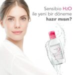 Eda Ece Instagram – Herkese merhaba! Bioderma’nın ilk türk reklam yüzü olmaktan dolayı mutluluk duyuyorum💕 Çok severek kullandığım Sensibio H2O ürünü ile sizlerle yeni bir döneme giriyoruz! Gelişmeler için takipte kalın!! 💕💕💕 

@biodermaturkiye Eda Ece ile yeni bir döneme hazır mısın? 🤩
Bu mutluluğu birlikte paylaşmak ve reklam filmimizi ilk defa bizimle izlemek için 6 Nisan Salı günü Instagram/YouTube üzerinden canlı yayınlanacak online lansmanımıza seni de bekliyoruz! 💖 #SensibioH20 #BiodermaTürkiye #Bioderma #reklam