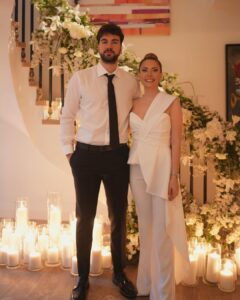 Eda Ece Instagram - 🧿🤍♾️💍🍾