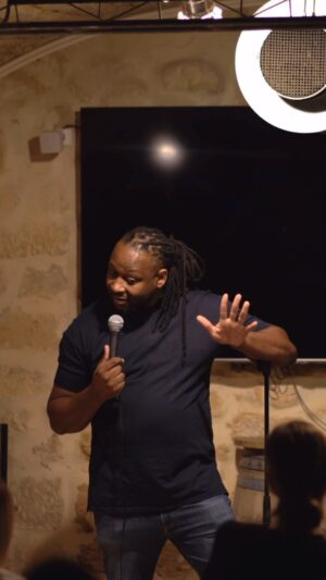 Eddy King Instagram - Ivory Cost🇨🇮 or Ireland🇮🇪 anyone else make that mistake?😅😅😅
.
.
.
.
.
.
.
,
.
.
.
#ivorycoast #ireland #dublin #abidjan #flag #comedy #standupcomedy