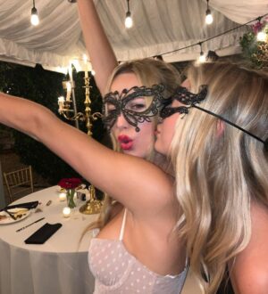 Eden McCoy Instagram - 🎀Do u recognize me 🕯🦢