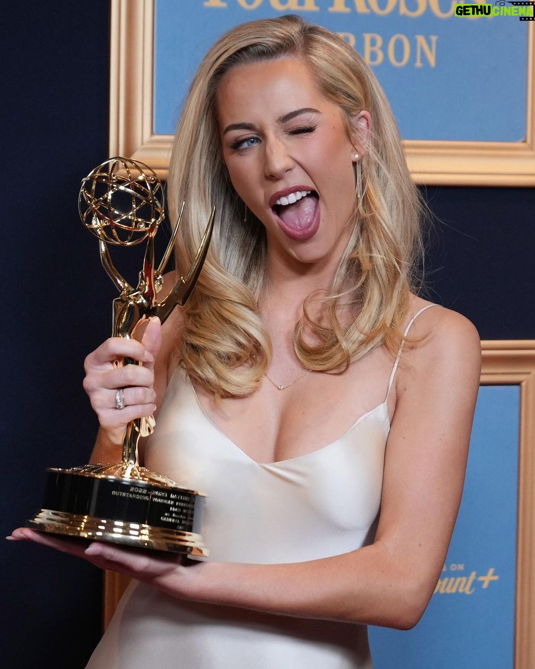 Eden McCoy Instagram - 😭😭😭 ???? words can’t describe the gratitude I feel…I just want to say thank you for the best 8 years to my General Hospital family….thank you for letting me be a tiny FRACTION of your incredible legacy . For you mommy!!! 🧘🏼♀️🧘🏼♀️🧘🏼♀️